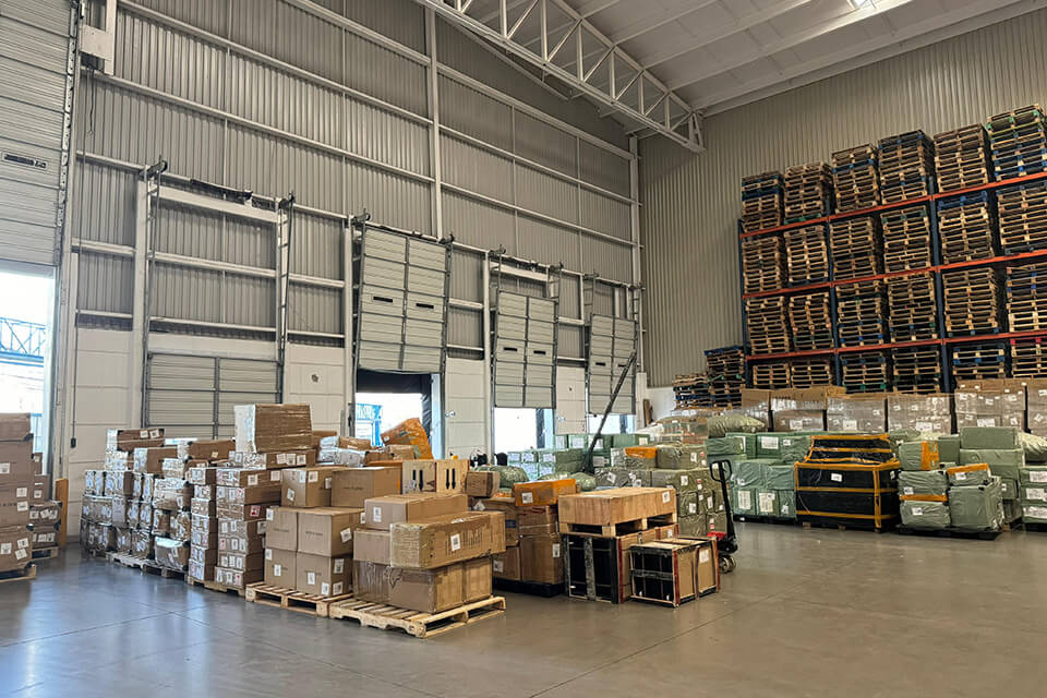 Overseas warehouse unloading(2)